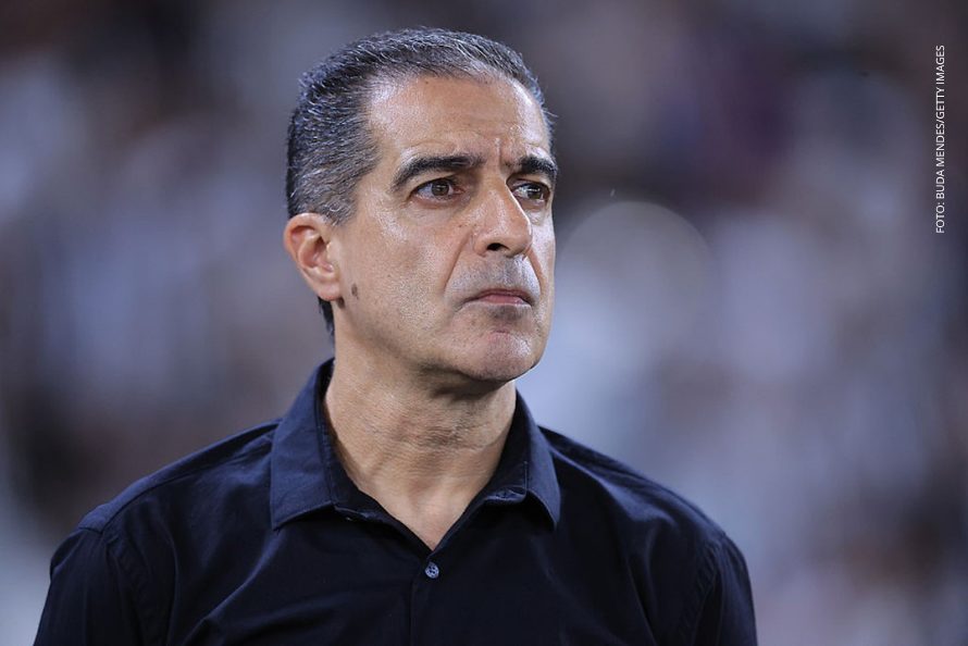 Renato Paiva deve ser o novo técnico do Fortaleza