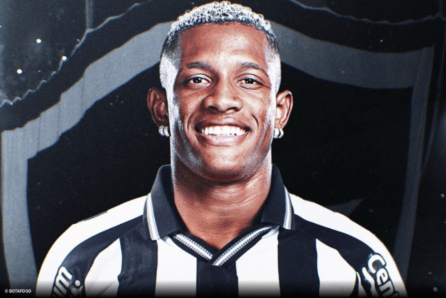 Danilo foi anunciado pelo Botafogo